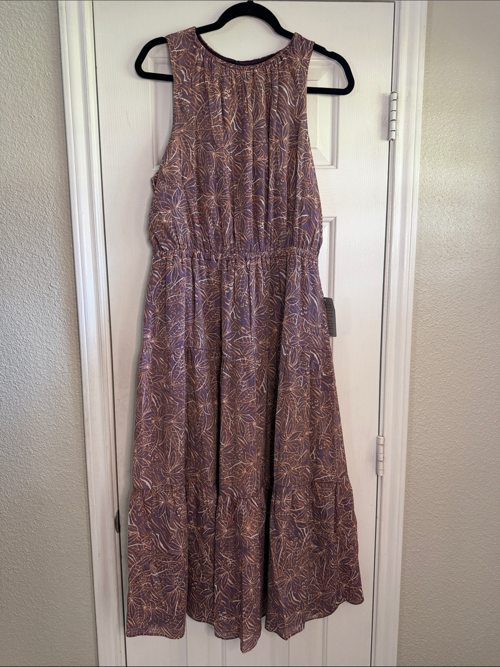 Sleeveless Mauve Floral Midi Dress